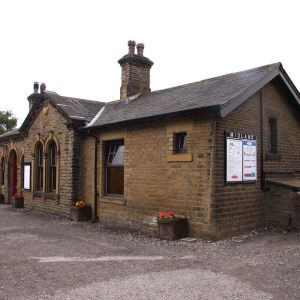 Keighley & Worth Valley Railway - (Oakworth, Station)