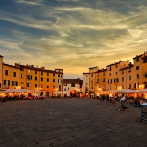 Piazza dell'Anfiteatro - tuscany / italy