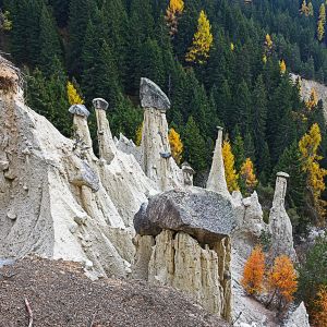 Piramidi di Terra a Perca - trentino-alto-adige / italy