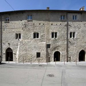 Teramo Palazzo Melatino